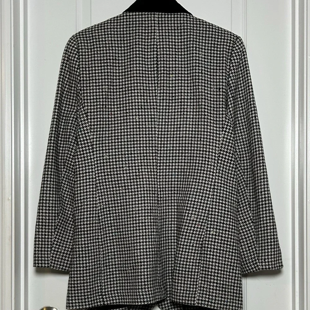 Norton McNaughton Vintage 90s Wool Blend Houndstooth Tweed Blazer Skirt Suit Set